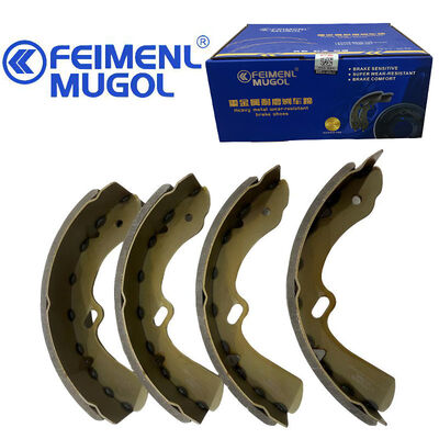 سعر جيد حذاء فرامل مناسب مباشرة K4426 لمركبات JMC Kaiyun، مما يتيح سهولة التركيب والمحاذاة الدقيقة. الانترنت